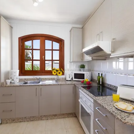 Villa Golfo By