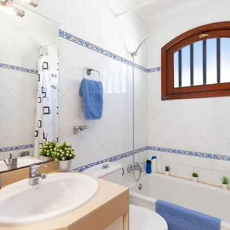 Villa Golfo By Puerto del Carmen (Lanzarote)